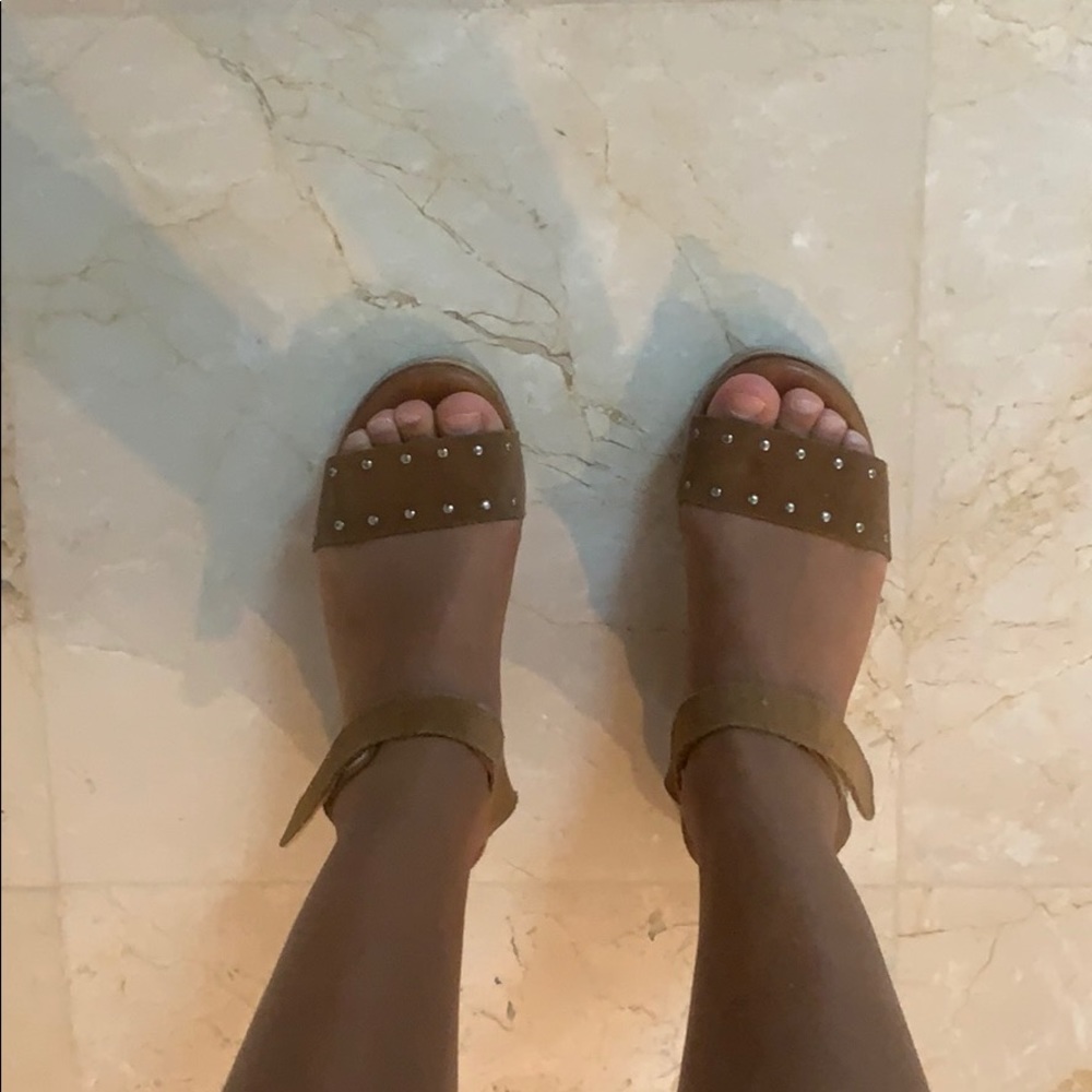 Dark brown sandals